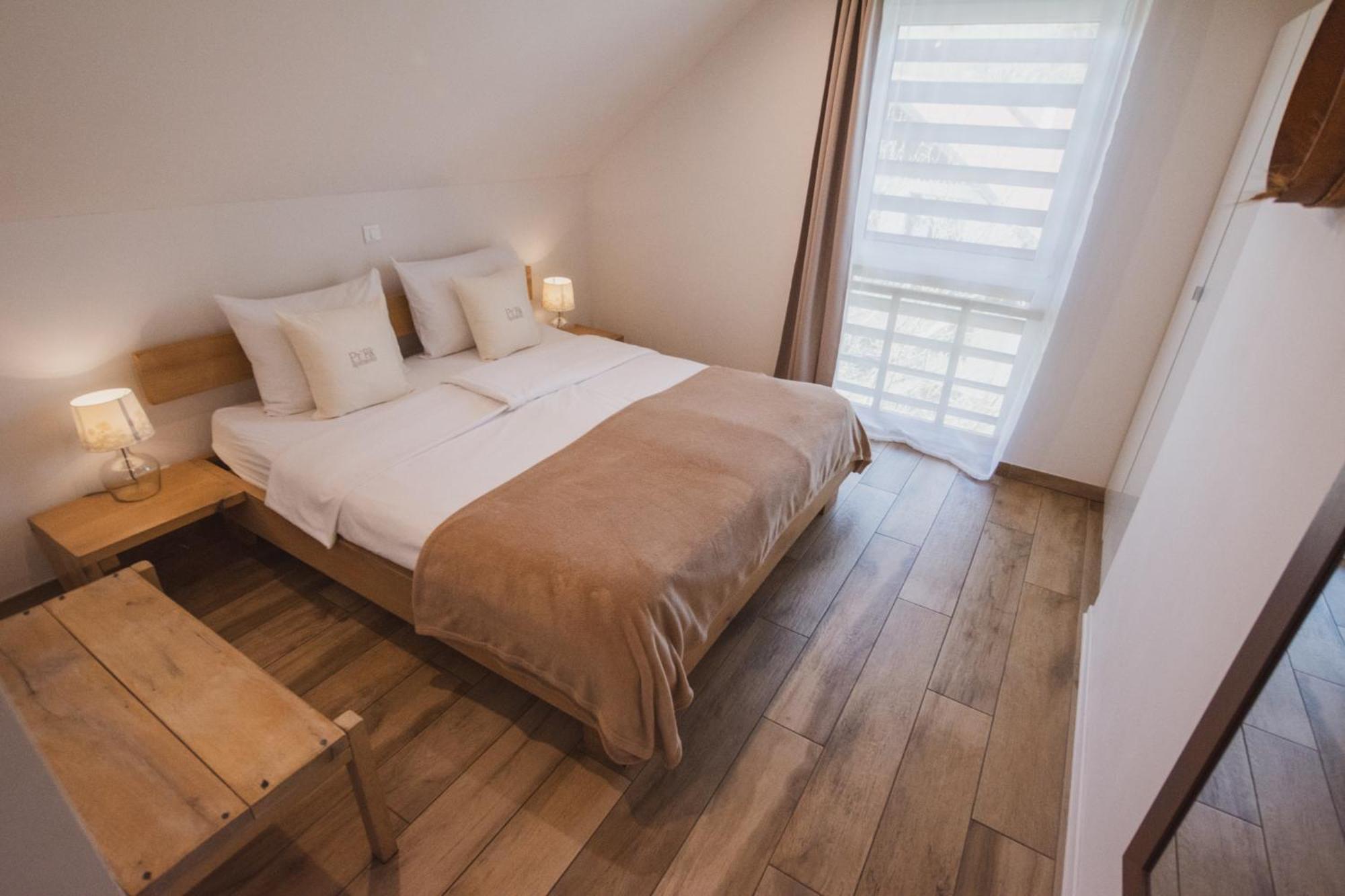 Pr'Fik Apartments Kranj Quarto foto
